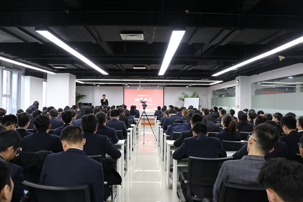 2019年，聯(lián)測(cè)“新征程，大未來(lái)”年終盛典